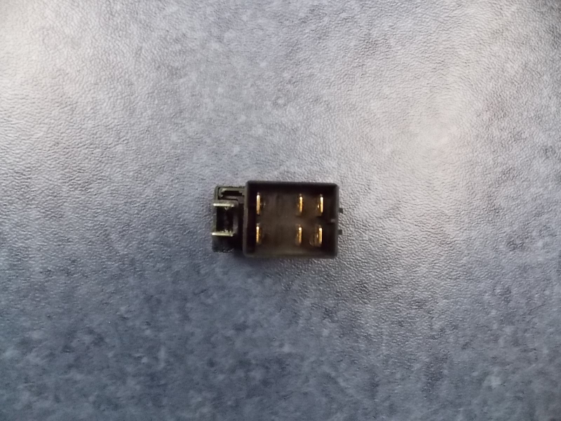 发动机怠速控制翘板开关 JK969-057A-2