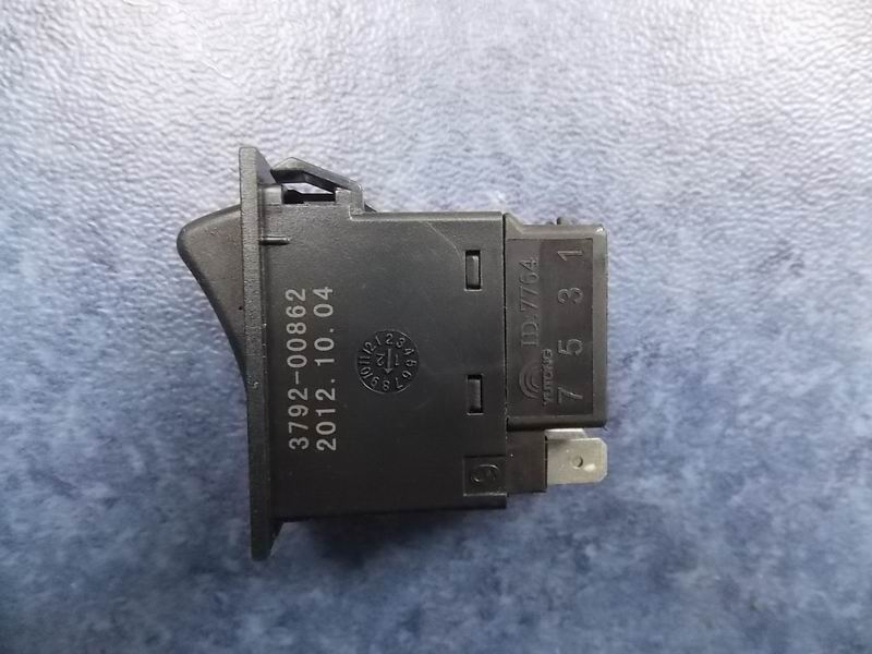 Кулисный переключатель включения обратной связи JK 966-YT189