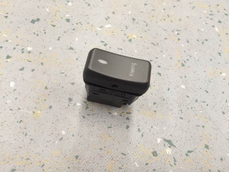 Коленный кулисный переключатель JK 988-189