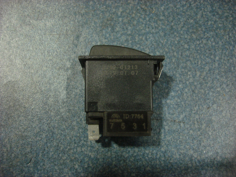 Stop signal arm rocker switch JK982-189A
