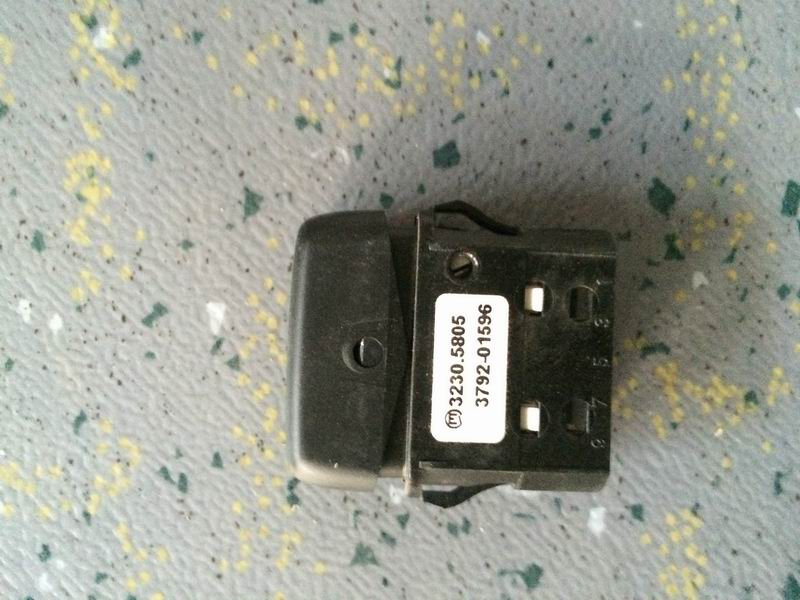 Электрический ступенчатый кулисный переключатель 3230-3 . 13A