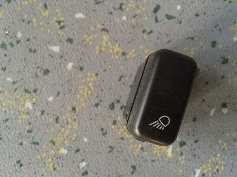 Ambient light rocker switch 3230-3.01A-1