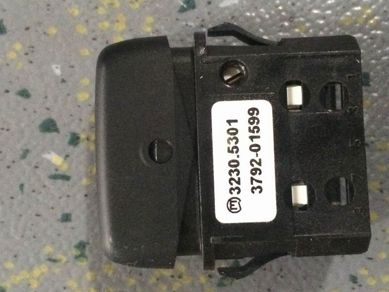 Кулисный переключатель открытия топливозаправочного отверстия 3230-3 . 02A-1