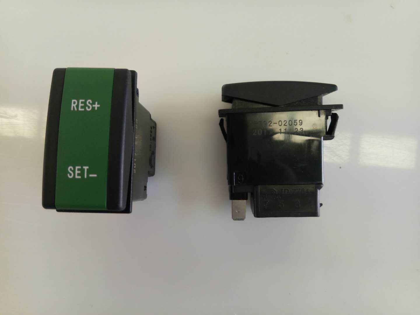 Cruise rocker switch JK961-057