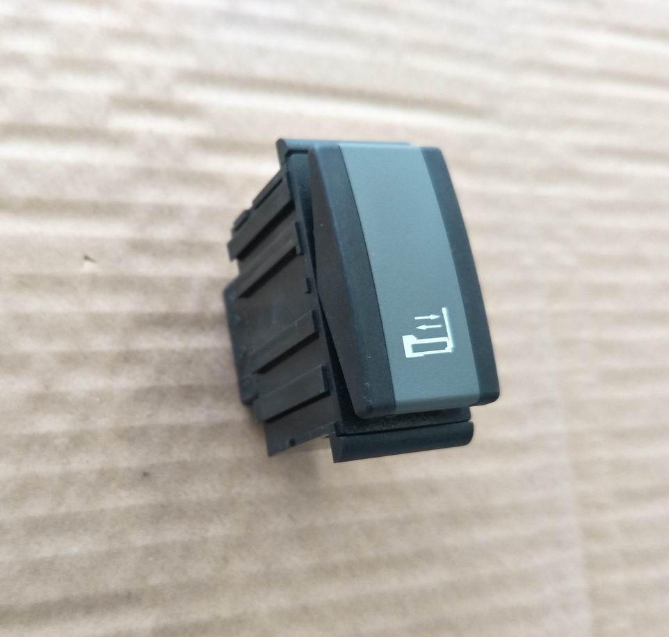 Telescopic and suspense switch on the right side of the front spray frame; JK961-056; gray