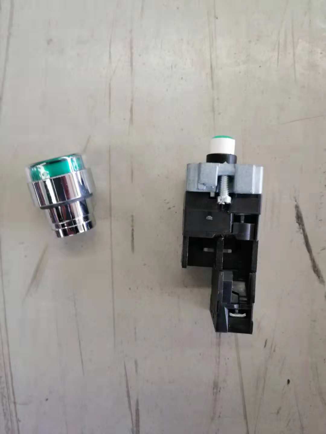 Light button-3