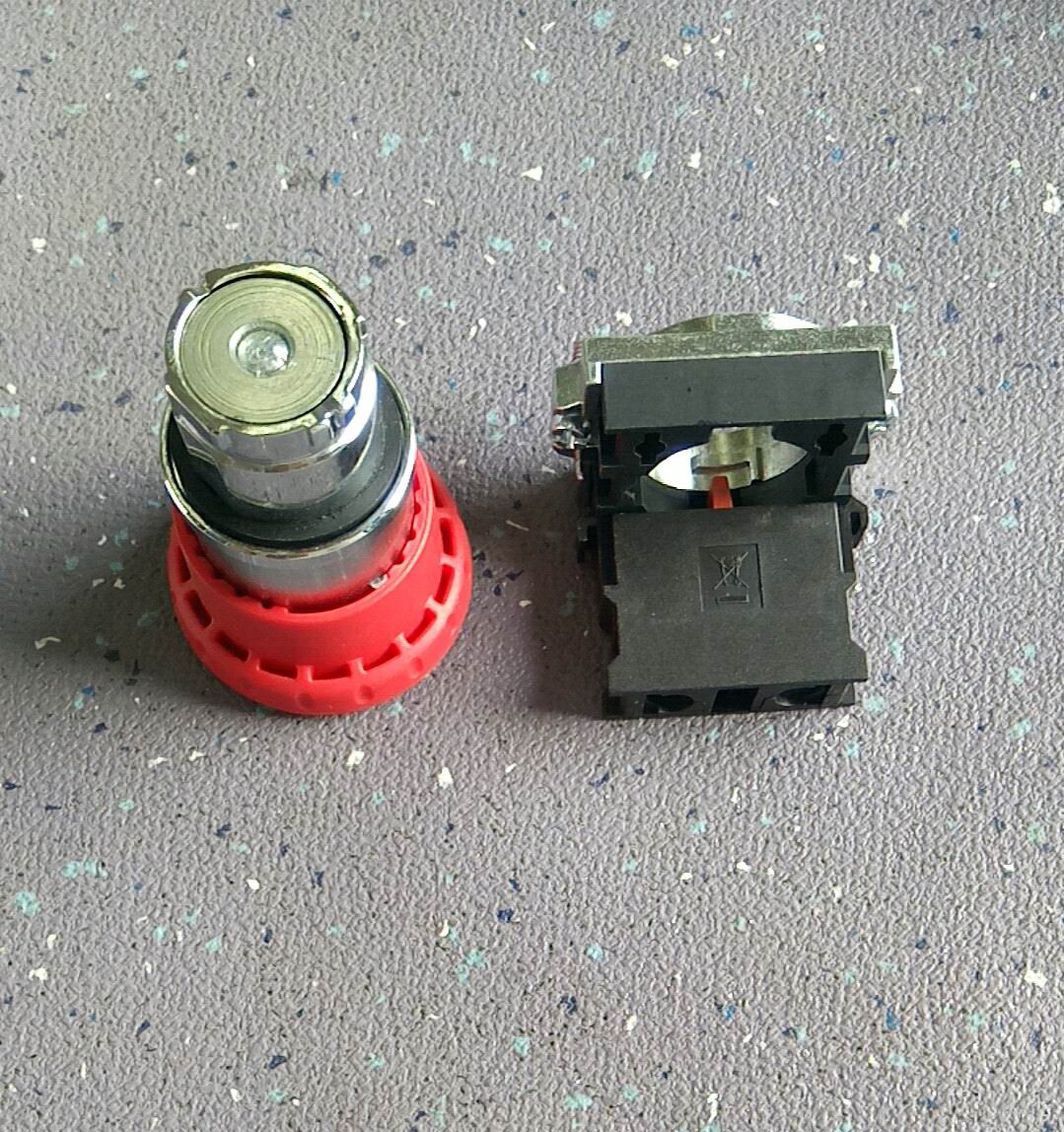 Emergency stop button; PB1S-01ZR/R