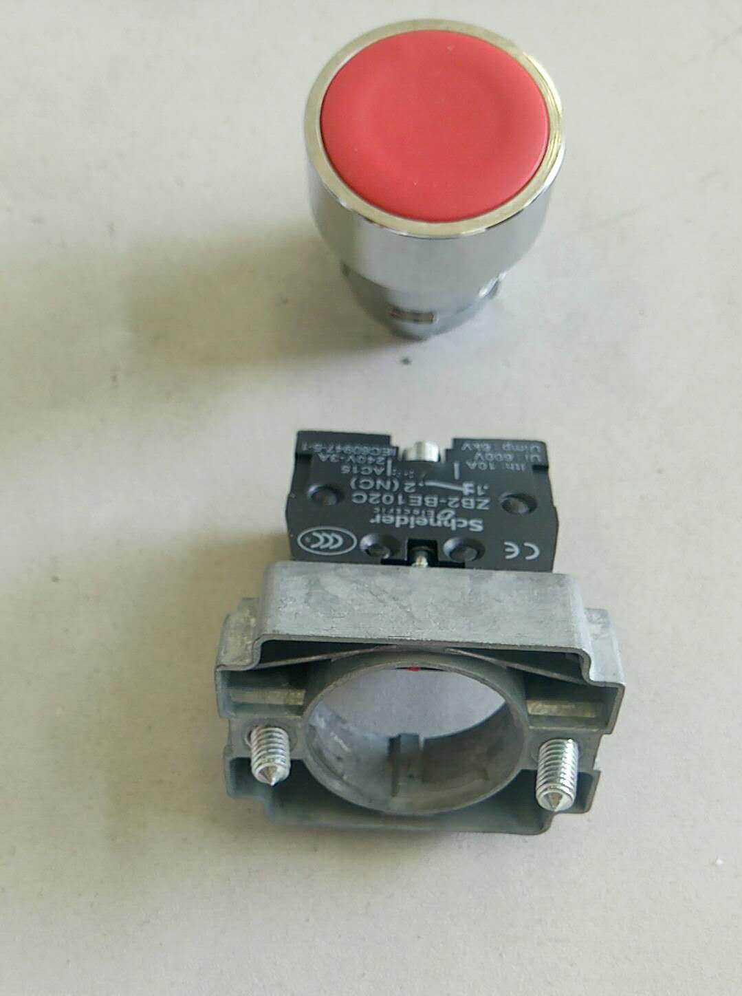 Push switch; ZB2BA4C+ZB2BE102C-2