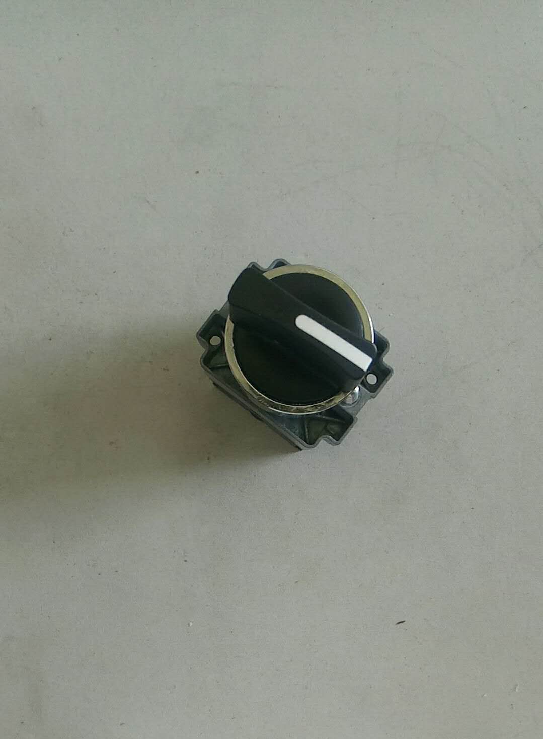 Select switch; XB2BD53C-2