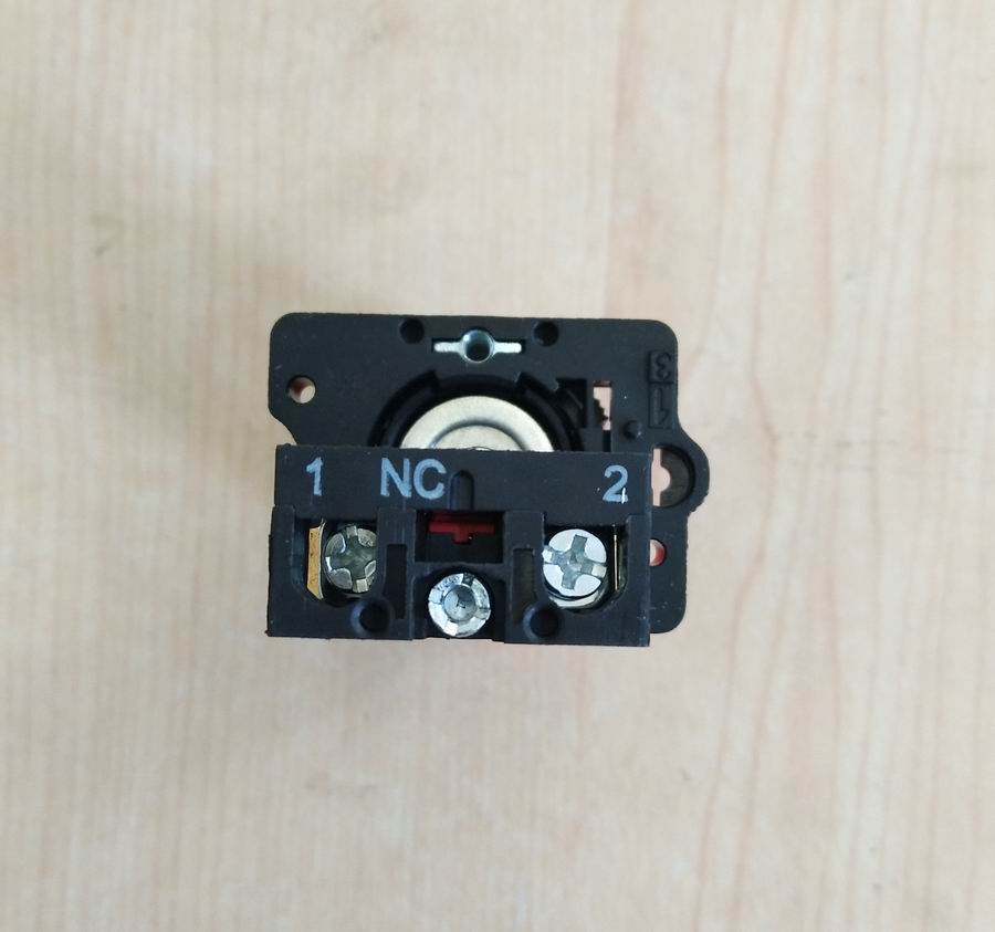 Emergency stop switch; LA158-2ES442-2