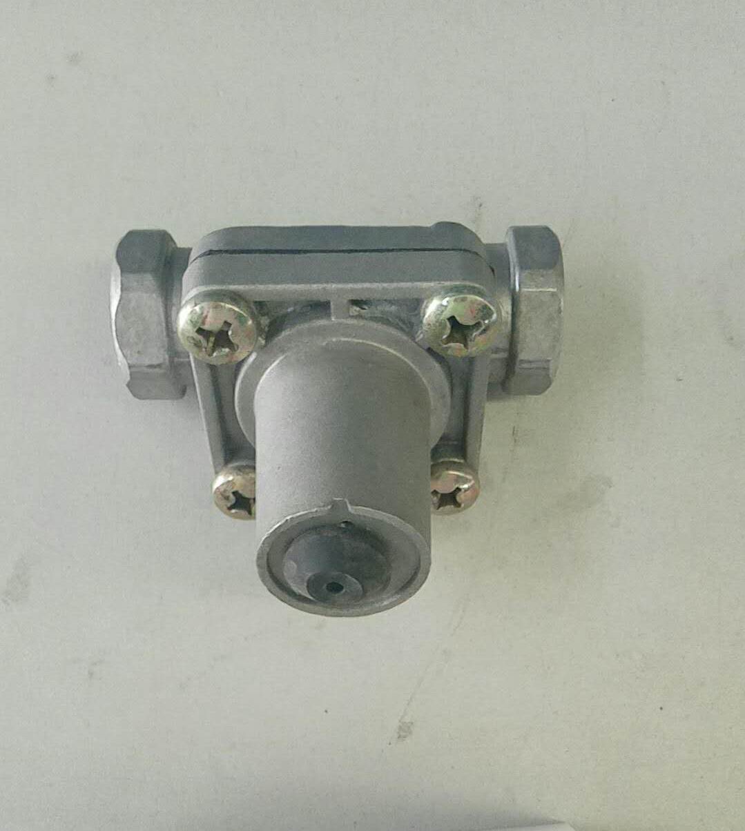 Safety pressure regulating valve XQV35C-1