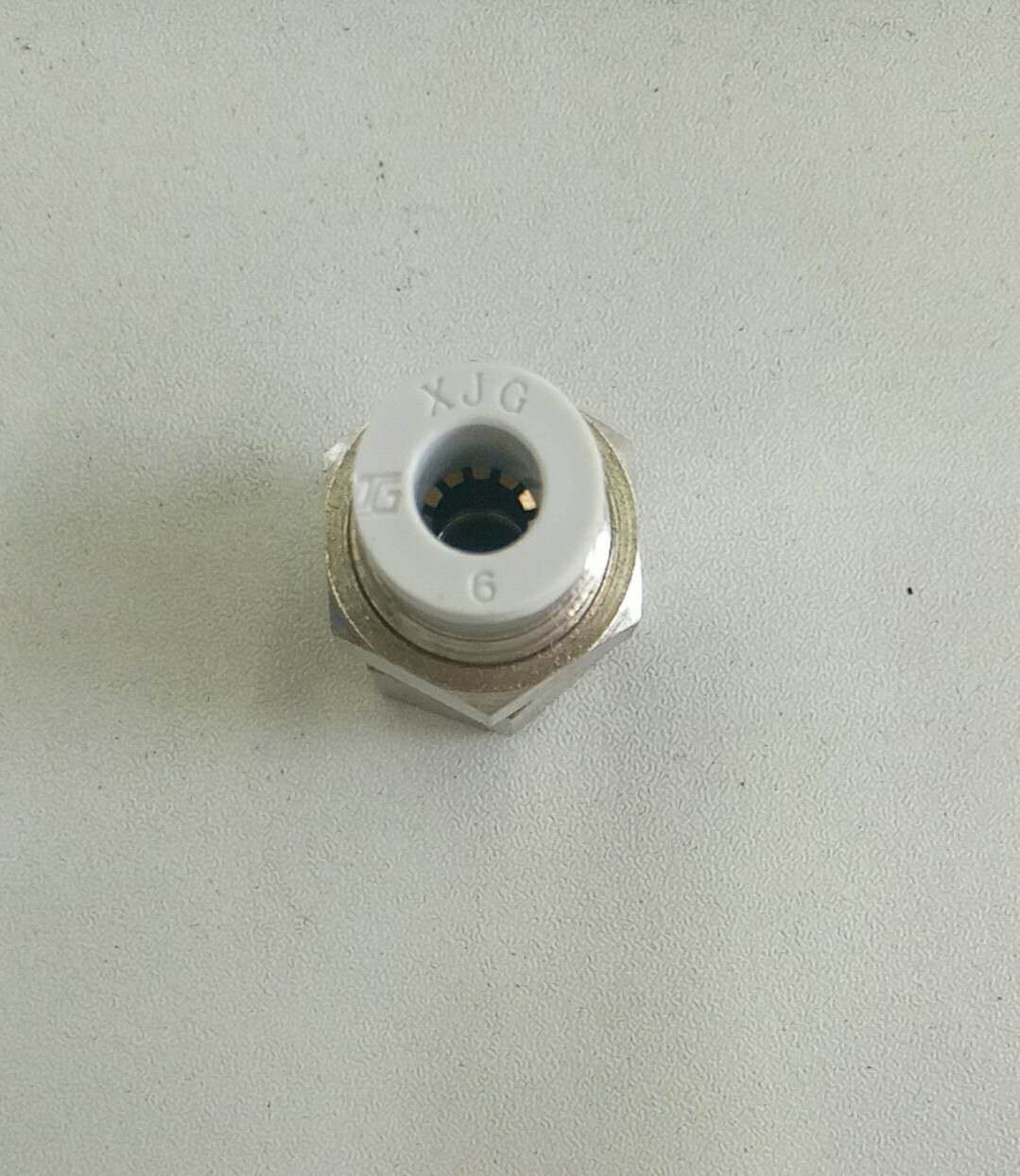 Пластинчатое соединение с внутренней резьбой; ПМФ 6-02 ; 3799-00425-1