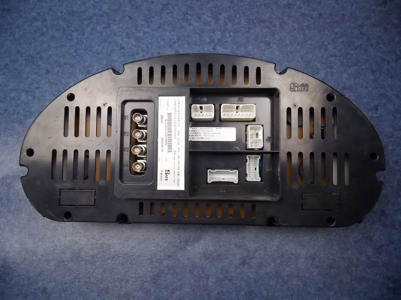 Instrument cluster IOM201 Intrinsic Security CAN-1