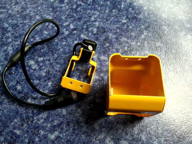 Камера боковой двери с защитной крышкой VC-TR 11-28