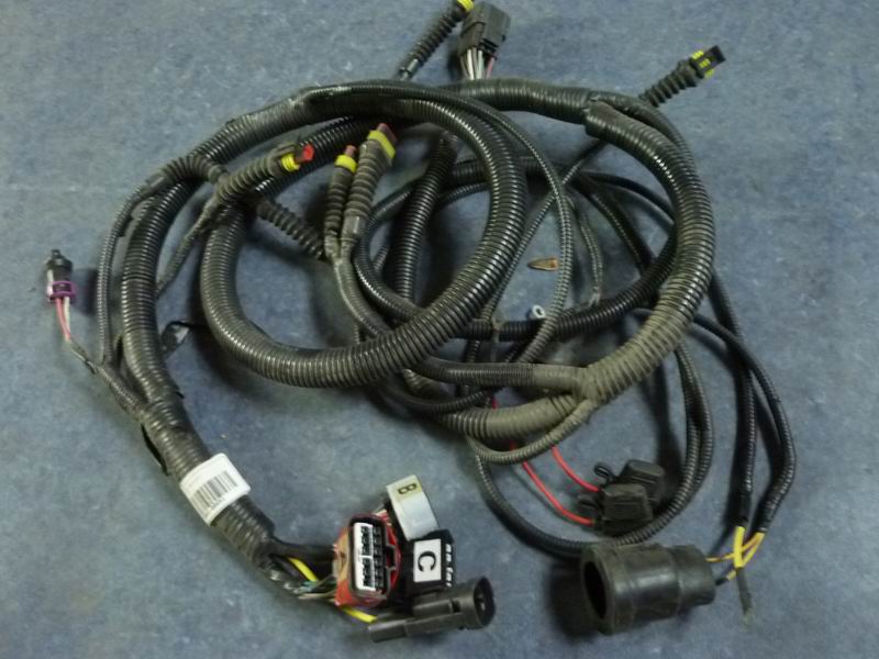 D Engine wiring harness (YC6J210 20 6896HG)