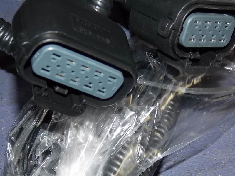 Жгут проводов двигателя; подключить датчик и ЭБУ