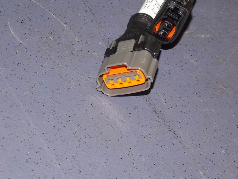 Жгут проводов двигателя; подключить датчик и ЭБУ-2