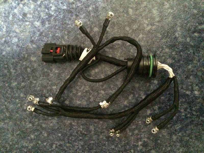 Fuel injector wiring harness