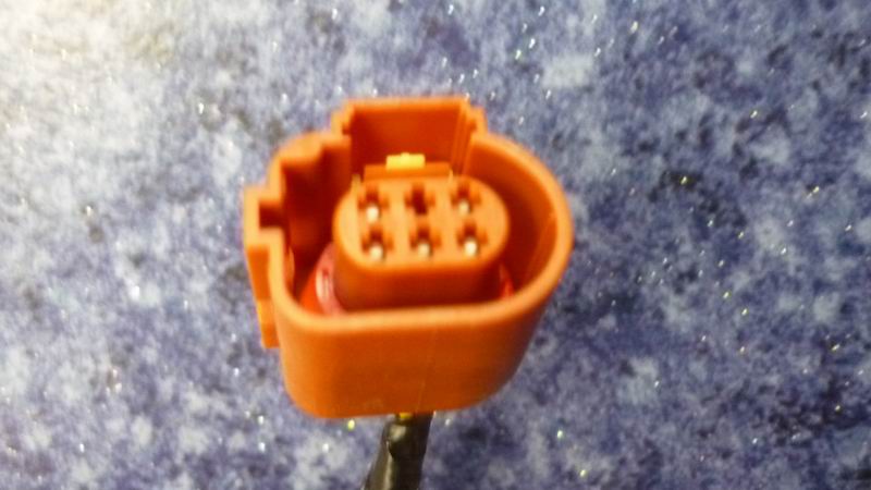 Engine wiring harness; connect sensor and ECU-1