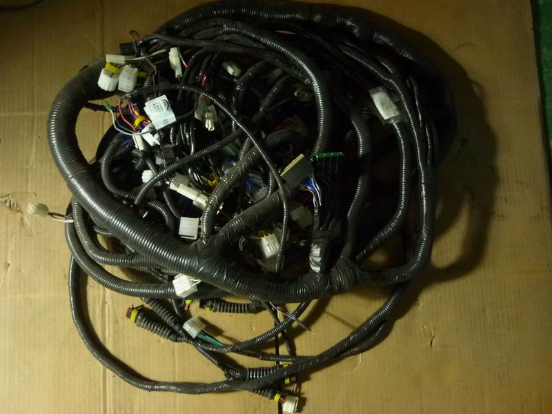 D ZK6128HG-5 passenger car main wiring harness (F4AE0682C*c)