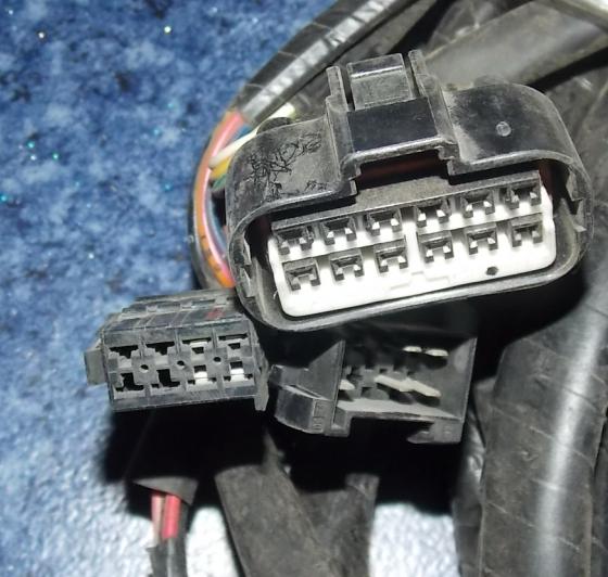 D Жгут проводов левой лампы для чтения в сборе ZK 6859H