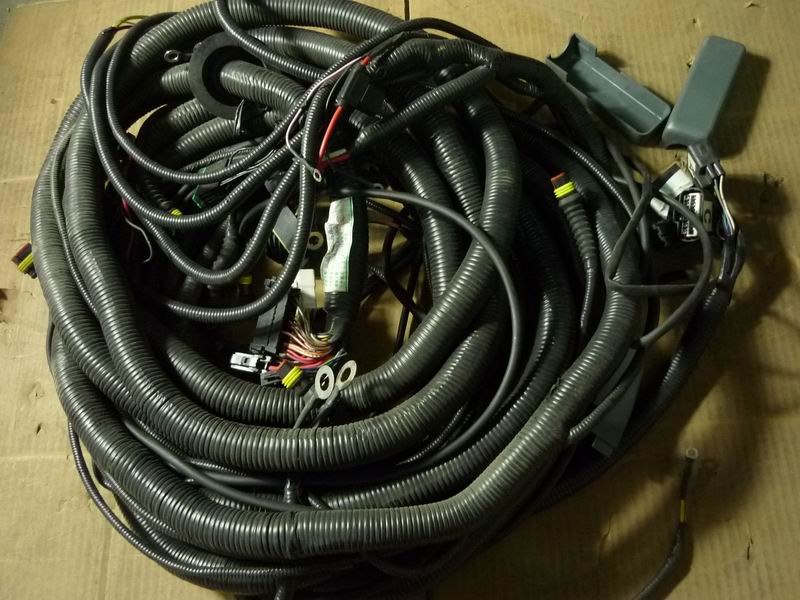 D ZK6890GCR Chassis Wire Harness (CA6DF2D-21)