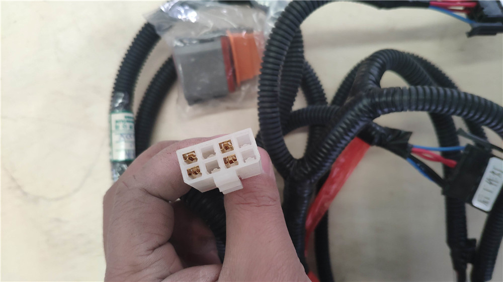 Dashboard wiring harness ZB084 (Yuchai)-4