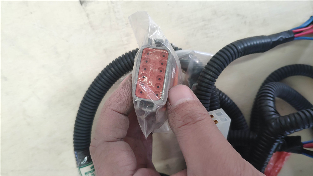 Dashboard wiring harness ZB084 (Yuchai)-5