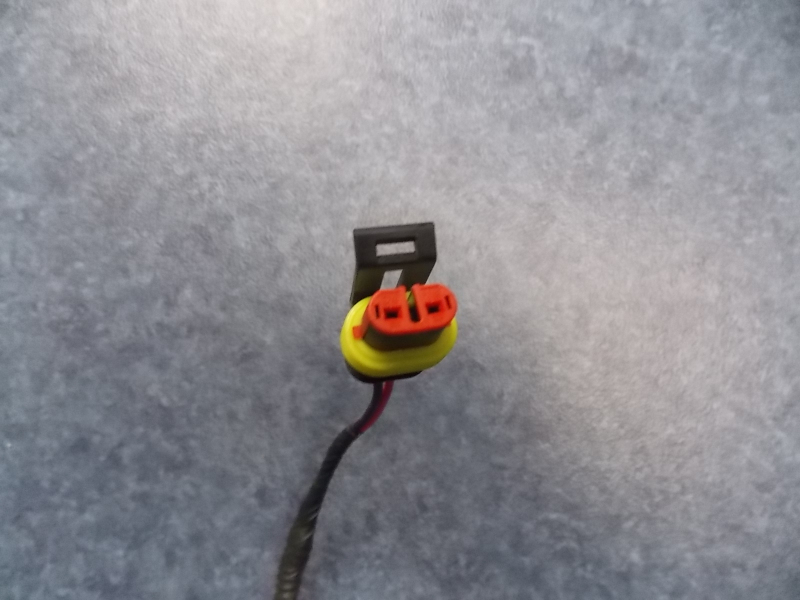 Universal additional cable AMP two holes 300mm-2