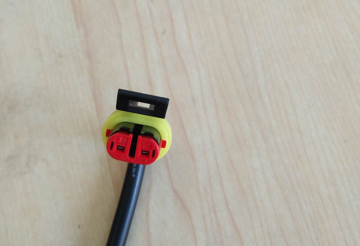 Universal additional cable AMP two holes 300mm-3