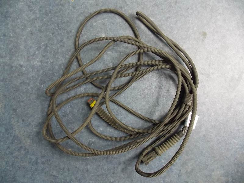 Universal additional cable AMP two holes 6000mm