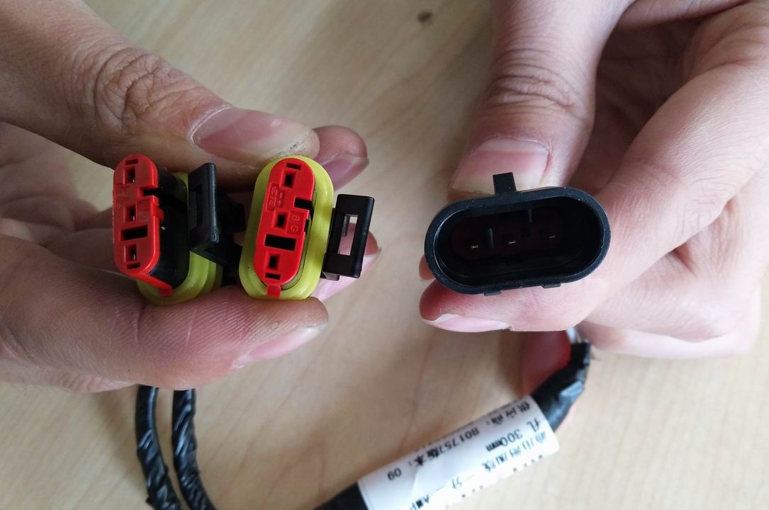 Universal additional wire One-point two AMP three-hole 300mm