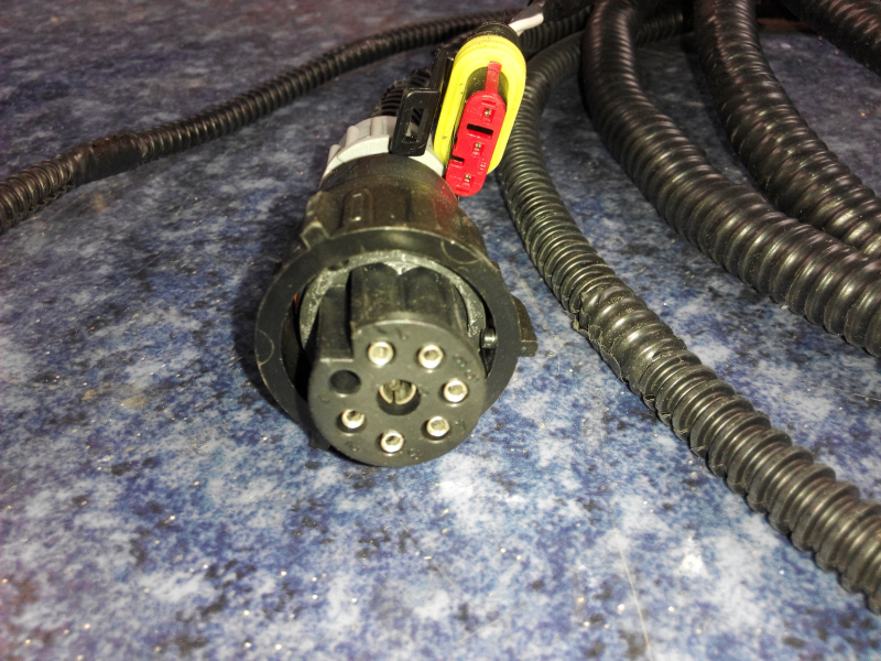 Additional line Kowloon Bus Secondary Start Box MT-204126A-2