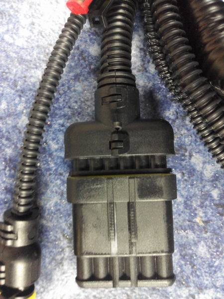 Жгут проводов заднего фонаря левый, специальная сертификация BRT-4