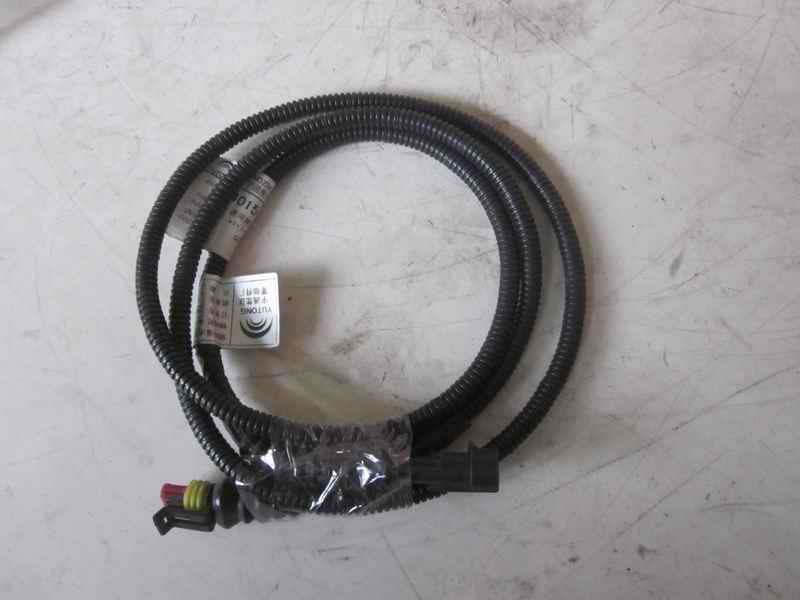 Универсальный дополнительный кабель AMP с двумя отверстиями 1500mm