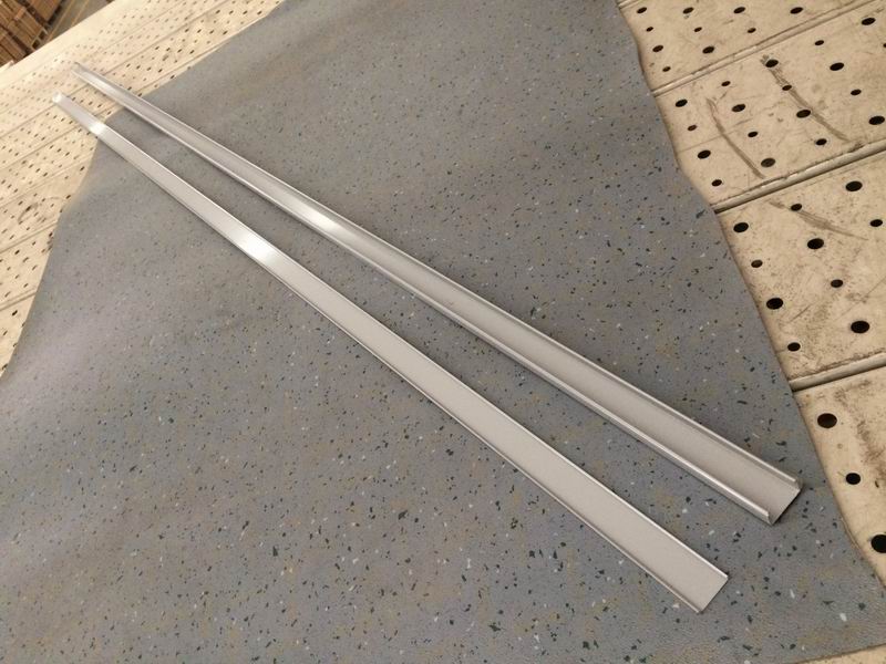 Желоб для проводки 30 * 20 алюминиевый сплав