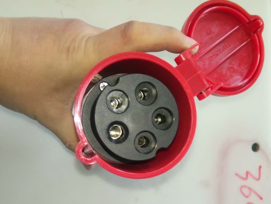 Five-core power connector socket TYP2823 32A