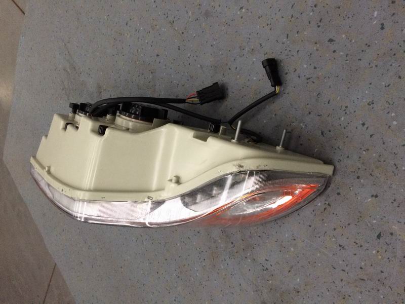 Combination headlight QA788 right side-1