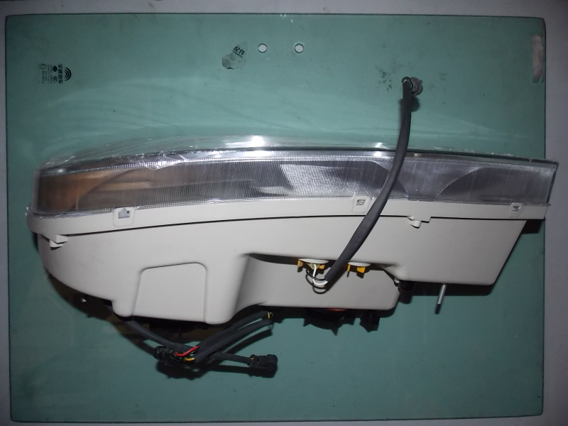 Combination headlight QA 1059/1060 Right-1