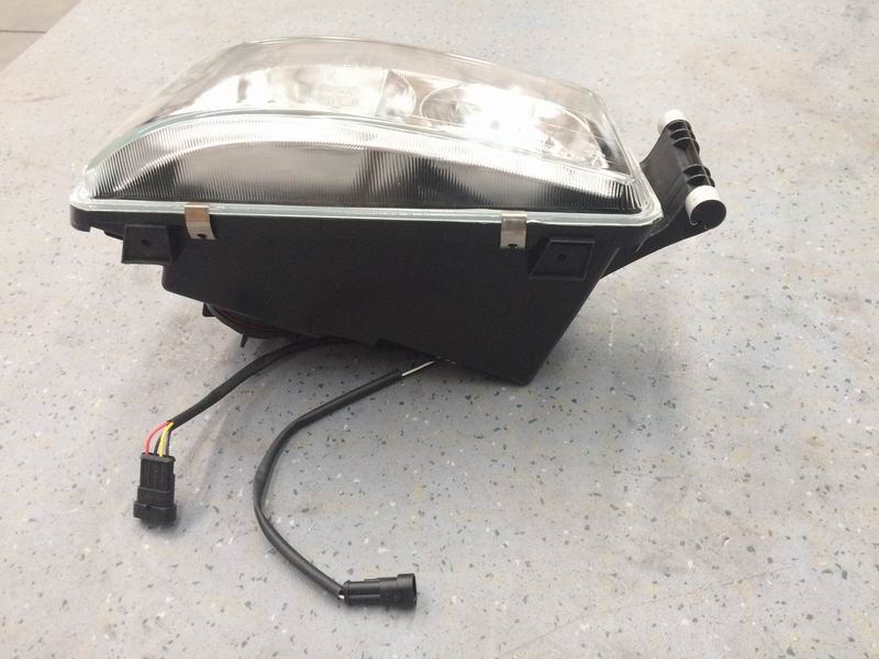 Combination headlight WG486 right side