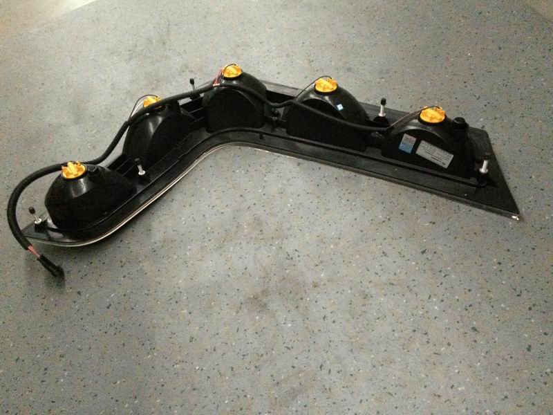 Комбинированный задний фонарь HA 790 правая сторона-2