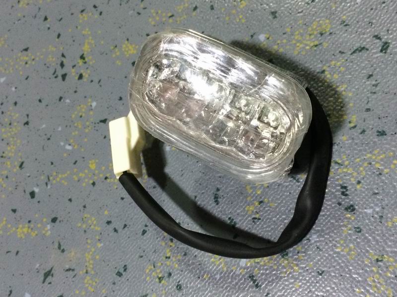 Фонарь декоративный передний верхний, WG-9, квадратный, светодиодный, синий, застежка