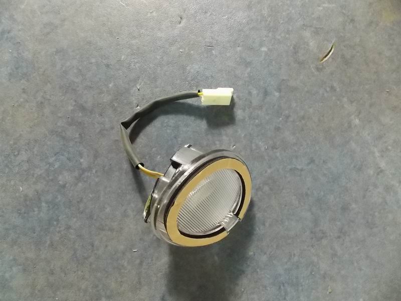 R41 front left contour lamp (domestic)