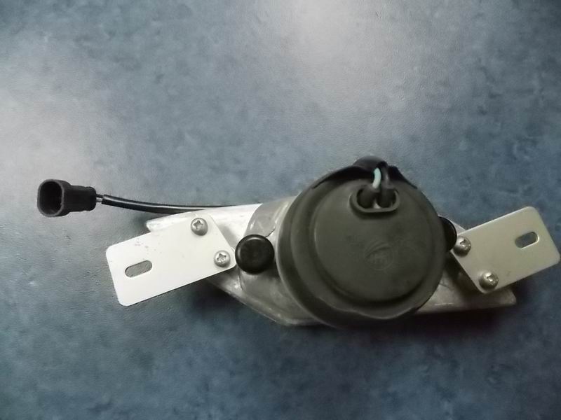D W196*135 left front fog light-1