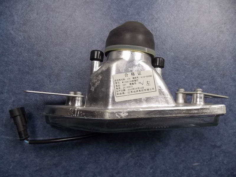 D W196*135 left front fog light-2