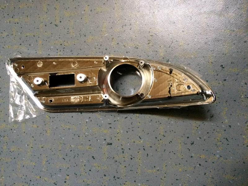 Front fog lamp frame; left side; for 4116-00116-1