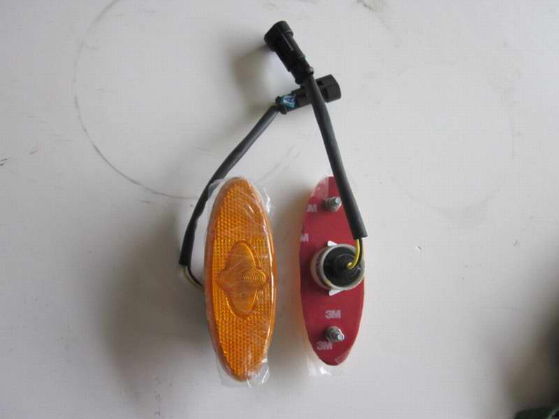 Боковой указательный фонарь WG-3. 130 , лампочка 3M клей + болт, овал