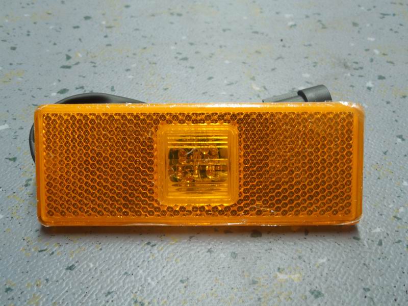 Side sign light, WG-3.110, LED bolts, rectangle 24V