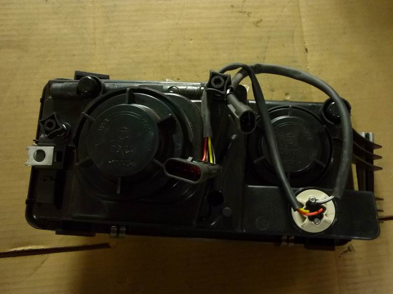 D A74 left front lamp (domestic 12V)-1