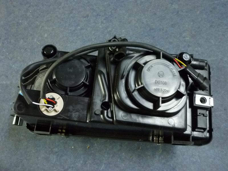 A74 right front lamp (domestic 12V)-1